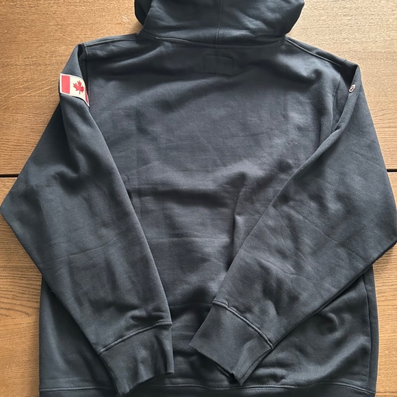 Red Canoe Heritage Hoodie - Mens XXL - Picture 7 of 7